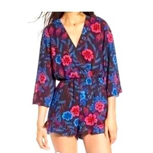 NWT Nordstrom Everly Floral Print Surplice V-Neck Floral Boho Romper Shorts Mini